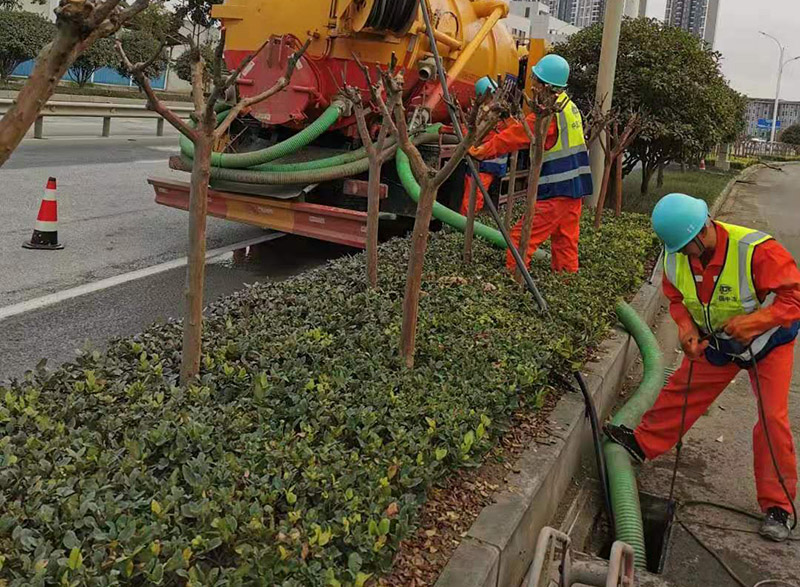 吴川市政管道清淤